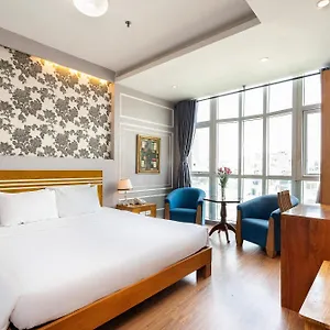 3* Hotel Lucky Star 266 De Tham